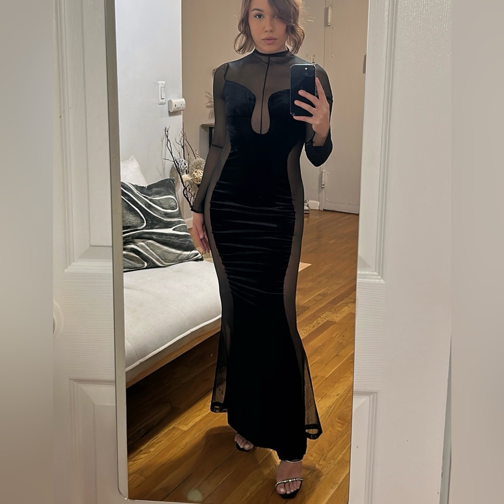 Velvet mesh long sleeve gown